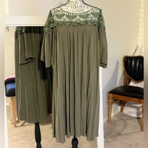 Chic Olive Midi Dress with Lace Accent